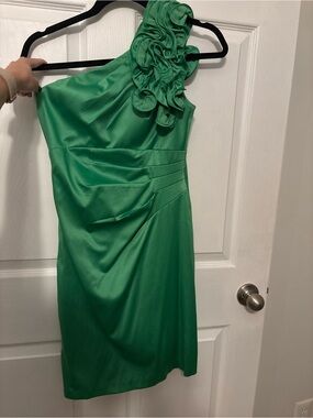 Green semi formal dress